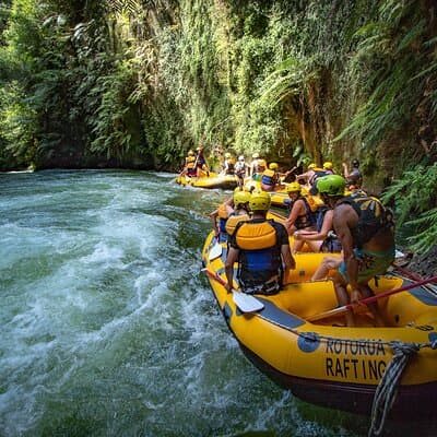 Rotorua Rafting : Rafting en eau vive sur la rivière Kaituna et sauna gratuit