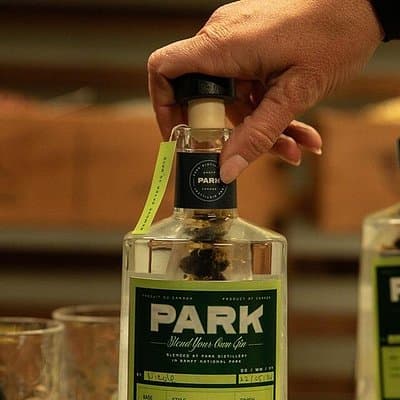 Blend Your Own Gin Experience in Banff