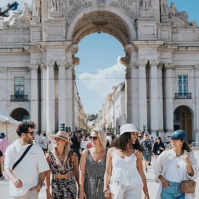 Lisbon Essential Walking Tour: History, Stories and Lifestyle