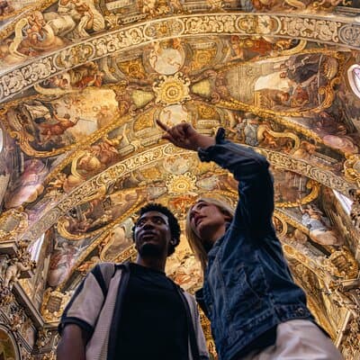 Valencia: Cathedral, St. Nicholas & Silk Exchange Tour + Tickets