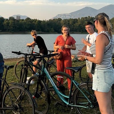Bike or E-Bike Tour Tirana: Highlights & Grand Park Guided Cycle