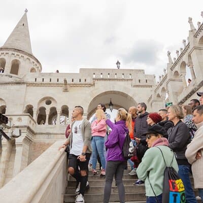 Budapest Castle: Secrets & Bastion Group Tour