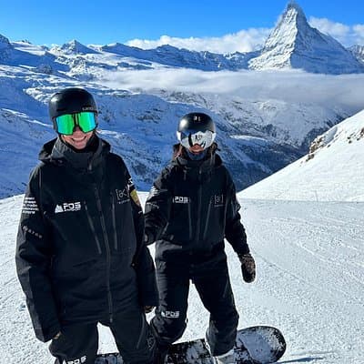 Clase VIP de esquí o snowboard: día completo en Zermatt