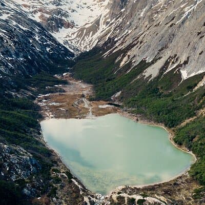Trekking Tour Laguna Esmeralda and Fuegian Valleys