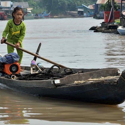 Private Taxi Phnom Penh To Siem Reap Include Floating Villages