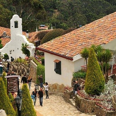 Private Bogotá Tour: Candelaria, Gold Museum, Optional Monserrate