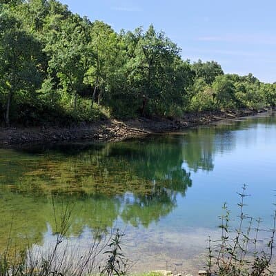 Half-day 4X4 tour of the Monchique Mountains and Lake Bravura