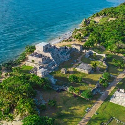 Tulum Ruins Guided Tour from Cancun and Riviera Maya