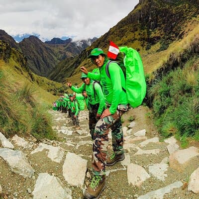 Inca Trail 4-Day Trek to Machu Picchu – Return by Vistadome Train