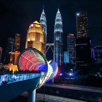Kuala Lumpur Night Tour with Saloma Bridge