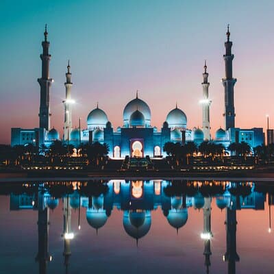 Abu Dhabi Night City Tour – Private Premier Evening Experience