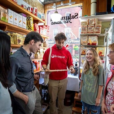 Boston’s North End Food Tour: Italian Flavors and Heritage Walk