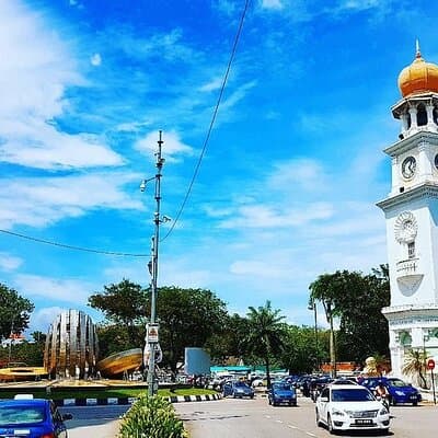 Private Tour: Full Day Center Penang Island Tour