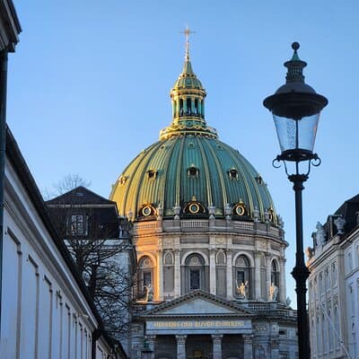 Walk & Canal Tour: Copenhagen Highlights + Changing of the Guards
