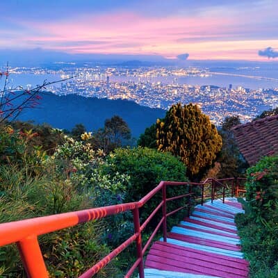 Penang City & Temple Tour With Penang Hill(Fast Lane)