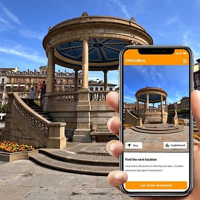 Pamplona Self-Guided City Walking Tour & Scavenger Hunt