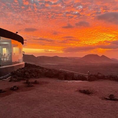 Timanfaya Evening Experience and Volcano Dinner
