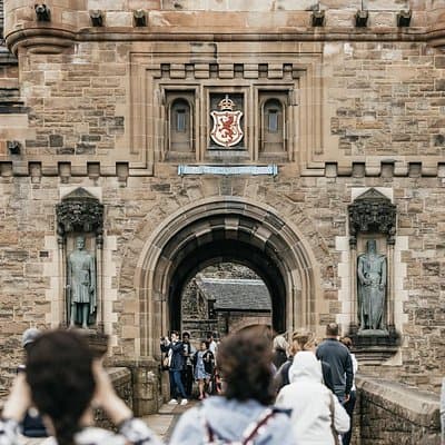 Edinburgh Castle & Old Town Small Group Guided Tour