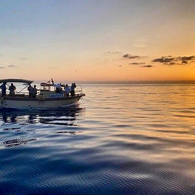 Cinque Terre Sunset Boat Tour Experience with Aperitivo and Swim