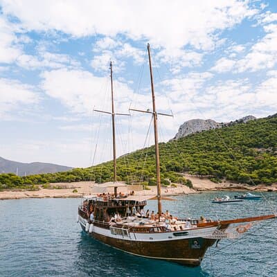 Athens: All Day Cruise to Agistri Moni Aegina with Lunch & Drinks