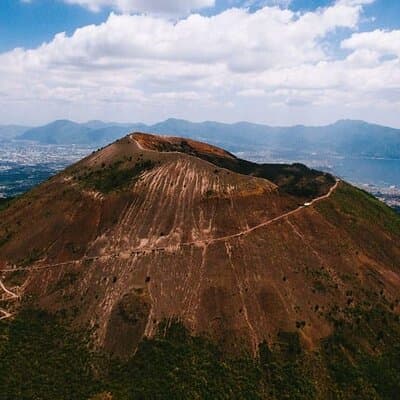 From Naples to Vesuvius Bus, Ticket and Smart Audio Guide