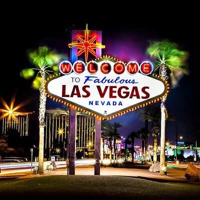 Las Vegas Night Tour, Fremont St. Experience & Welcome sign