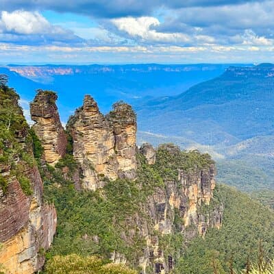 Blue Mountains Small Group Tour with Waterfall Walk & Fresh Lunch