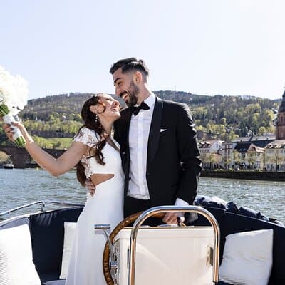 Boat trip Heidelberg Private boat with captain 1.5h to 12 guests
