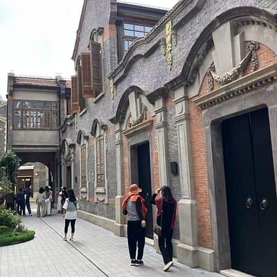 Shanghai French Concession Walking Tour With Local Bites