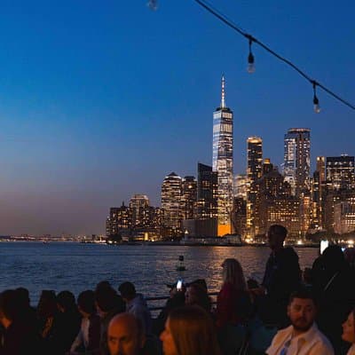 Circle Line: 2hr - New York City Harbor Lights Cruise