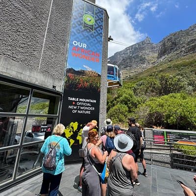 Table Mountain Tour with Round Trip Transfers