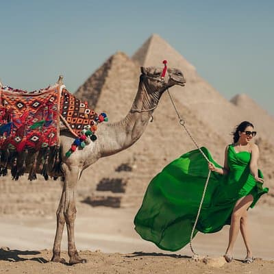 Giza Pyramids and Sphinx Tour with Photoshoot