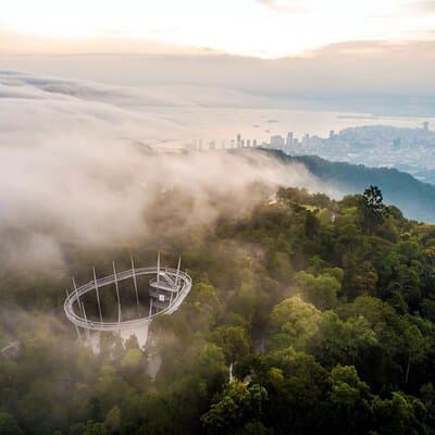 Best of Penang: Penang Hill, Kek Lok Si, Gardens & Batu Ferringhi