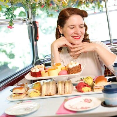 Afternoon Tea Bus Tour in Dublin