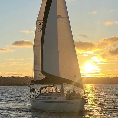 Deluxe Sunset & Day Sail Small Group