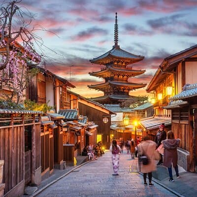 Kyoto: Gion Hidden Gems & Geisha Culture Tour