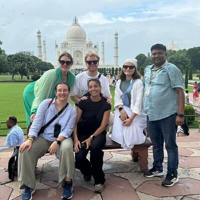 Taj mahal Visits with Tickets and Licensed Tour Guide