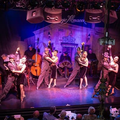Tango in San Telmo: Dinner and Show in the Historic Quarter