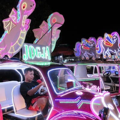 Yogyakarta Historical and Food Tour