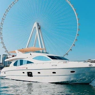 Dubai Marina Yacht Tour: Ain Wheel, JBR & Harbour in 1 Hour