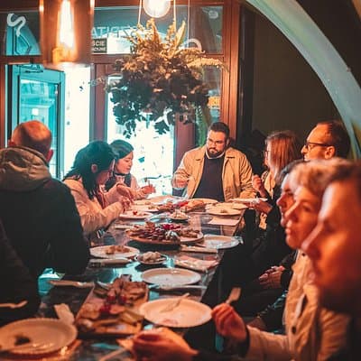 Half-Day Krakow Food Tour in Old Town and Kazimierz