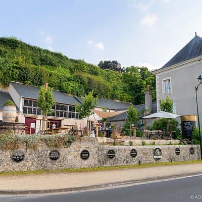 "AMBACIA CELLARS", Tour and Wine Tasting in Amboise, Loire Valley