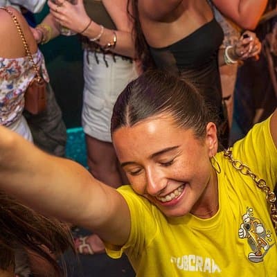 Nice:#1 Pub Crawl – 5 Free Shots, Bar Games & Nightclub Entry