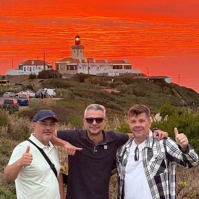 Explore Sintra All Palaces, Stunning Cascais Tour hop on hop off