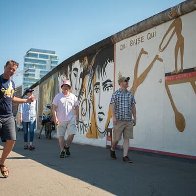 Cold War, Berlin Wall, Spies and the East Side Gallery