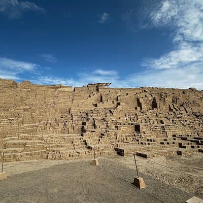 Huaca Pucllana 1-Hour Small-Group Walking Tour