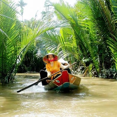 Mekong Delta Guided Tour with Sampan Ride & Local Lunch