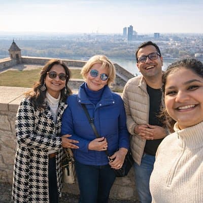 Private Grand City Tour in Bratislava with Devin Castle