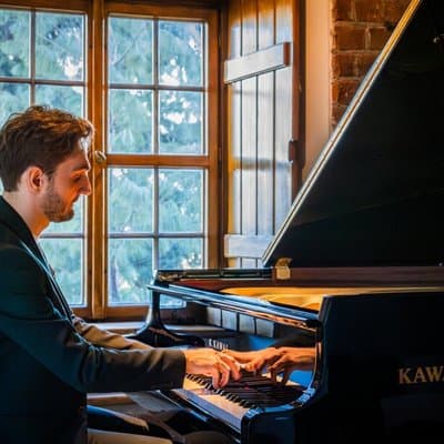 Everyday Chopin Concert at the Royal Castle Complex at 7 PM