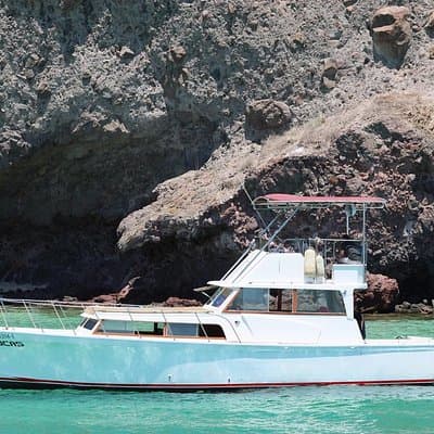 Boat to Isla Espíritu Santo and Balandra